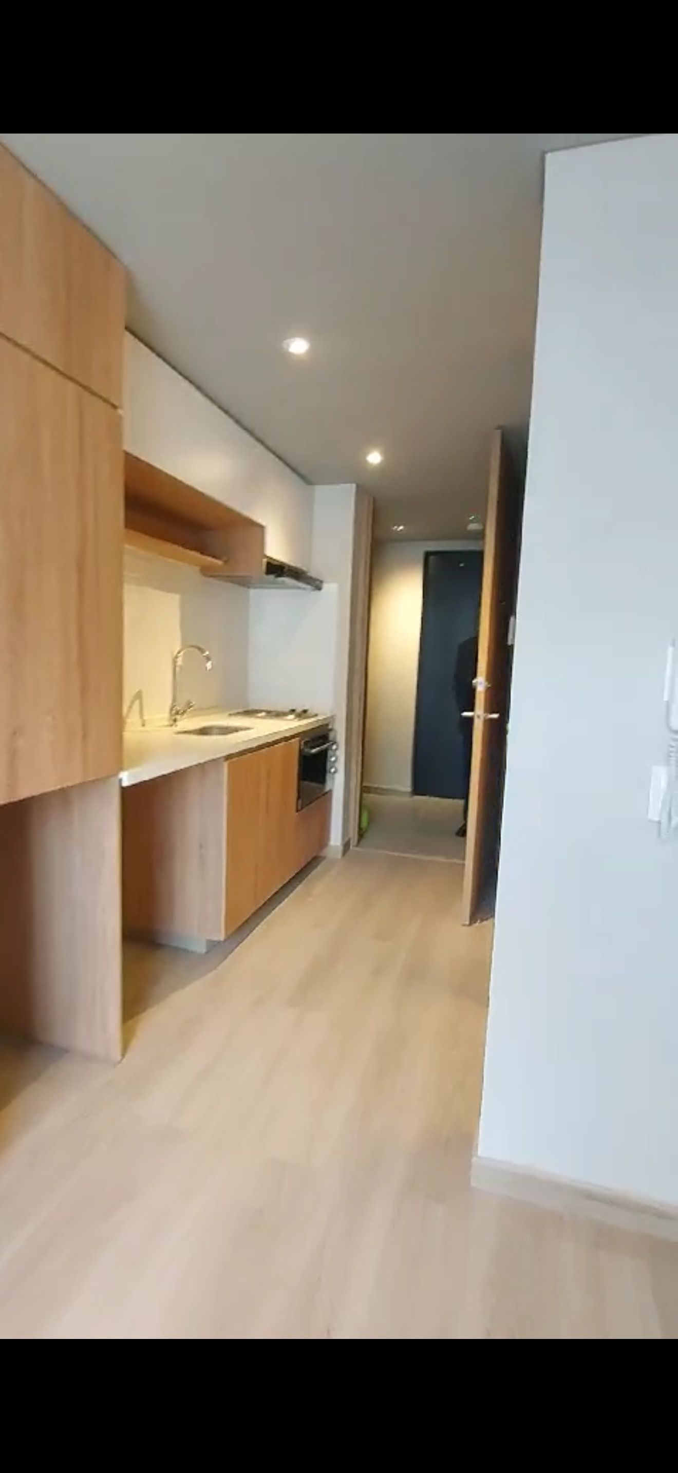 Apartaestudio en arriendo Cundinamarca Bogotá Pardo Rubio 18 m2 Habitaciones 1 Baños 1 Garajes 0 Precio $1700000