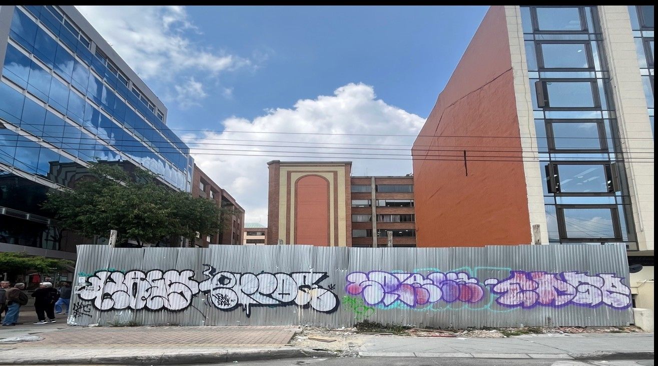 Lote Urbano en venta Cundinamarca Bogotá Lago Gaitan 20 m2 Habitaciones 0 Baños 0 Garajes 0 Precio $5300000000