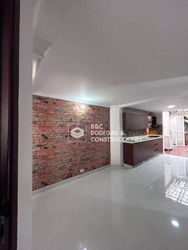 Casa en arriendo Antioquia Itagüí Quintas De Sausalitos 130 m2 Habitaciones 4 Baños 4 Garajes 2 Precio $4500000