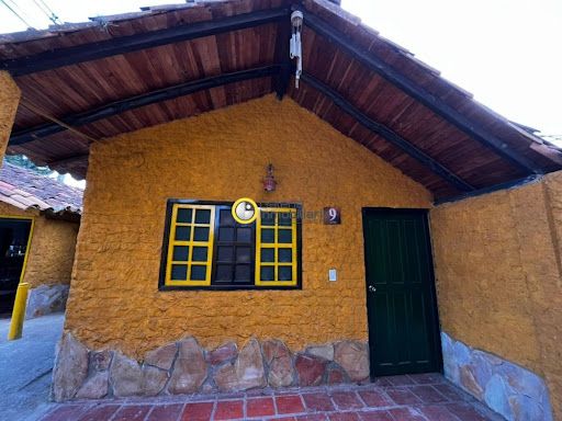 Local en arriendo Santander Los Santos Los Santos 25 m2 Habitaciones 0 Baños 1 Garajes 0 Precio $500000