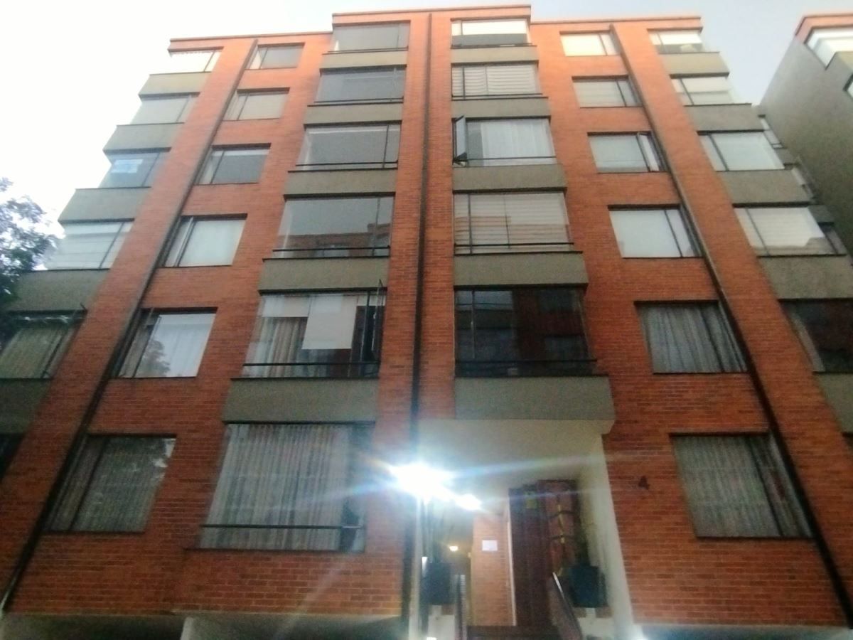 Apartamento en arriendo Cundinamarca Bogotá El Plan 50 m2 Habitaciones 3 Baños 1 Garajes 0 Precio $1900000