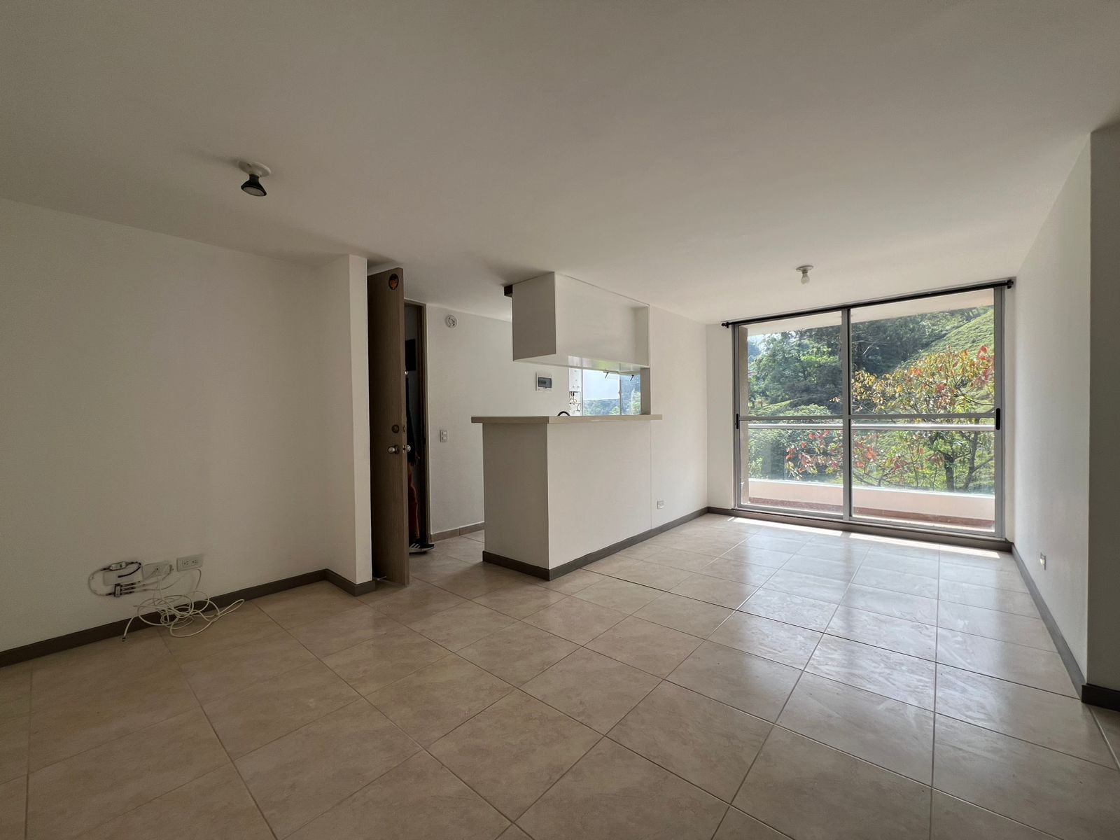 Apartamento en arriendo Antioquia Envigado Loma Del Barro 67 m2 Habitaciones 3 Baños 2 Garajes 1 Precio $2650000