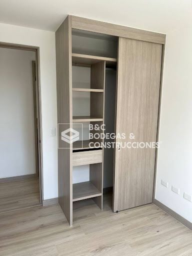Apartamento en arriendo o venta Antioquia Rionegro El Hospital 70 m2 Habitaciones 2 Baños 2 Garajes 1 Precio venta $410000000 Precio arriendo $2191475