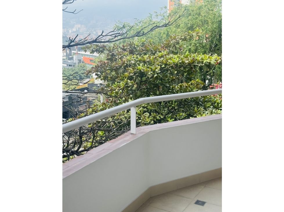 Apartaestudio en venta Antioquia Medellín Castropol 43 m2 Habitaciones 1 Baños 2 Garajes 1 Precio $435000000
