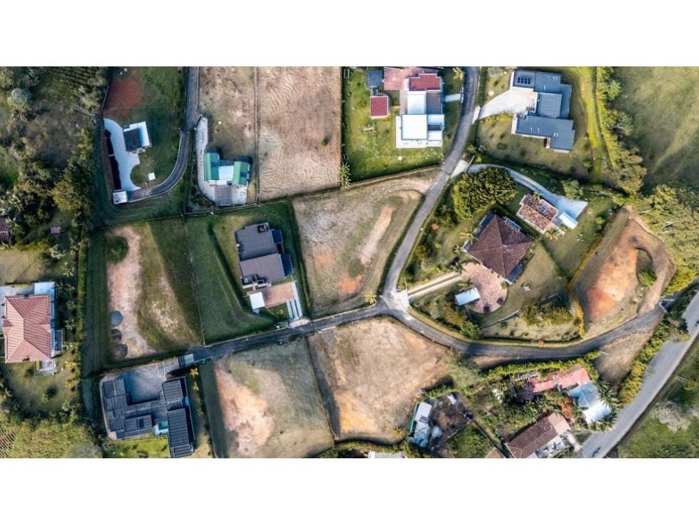 Lote en venta Antioquia El Carmen De Viboral El Carmen De Viboral 1935 m2 Habitaciones 0 Baños 0 Garajes 0 Precio $500000000