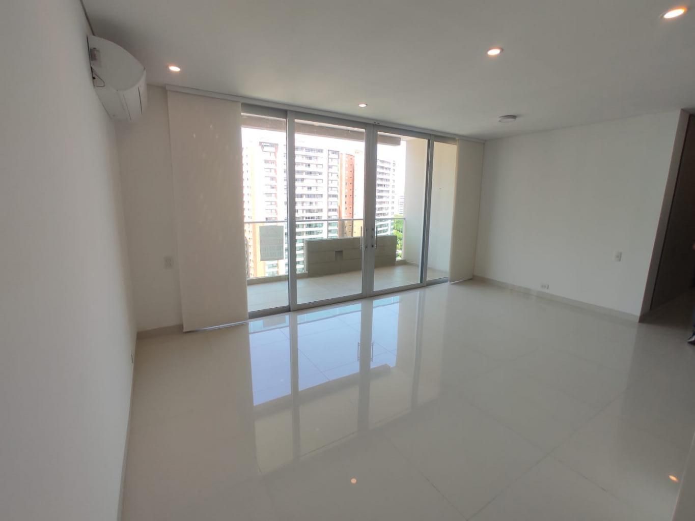 Apartamento en arriendo Atlántico Barranquilla Urbanizacion Palmetto Towers 138 m2 Habitaciones 3 Baños 3 Garajes 2 Precio $7000000