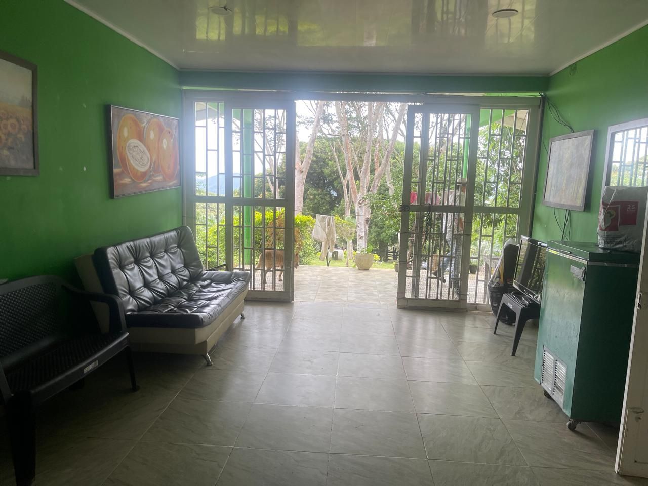 Finca en venta Tolima Mariquita Vereda Orita 200 m2 Habitaciones 4 Baños 2 Garajes 2 Precio $900000000