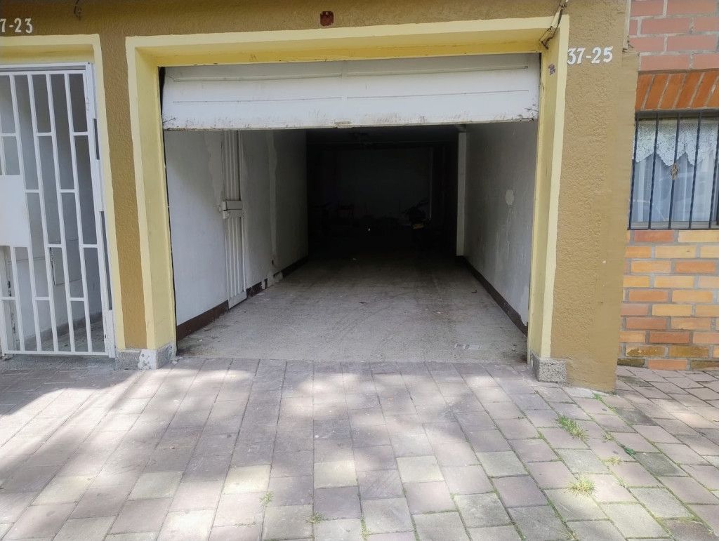 Bodega en arriendo Antioquia Medellín Los Conquistadores 167 m2 Habitaciones 0 Baños 1 Garajes 0 Precio $7500000