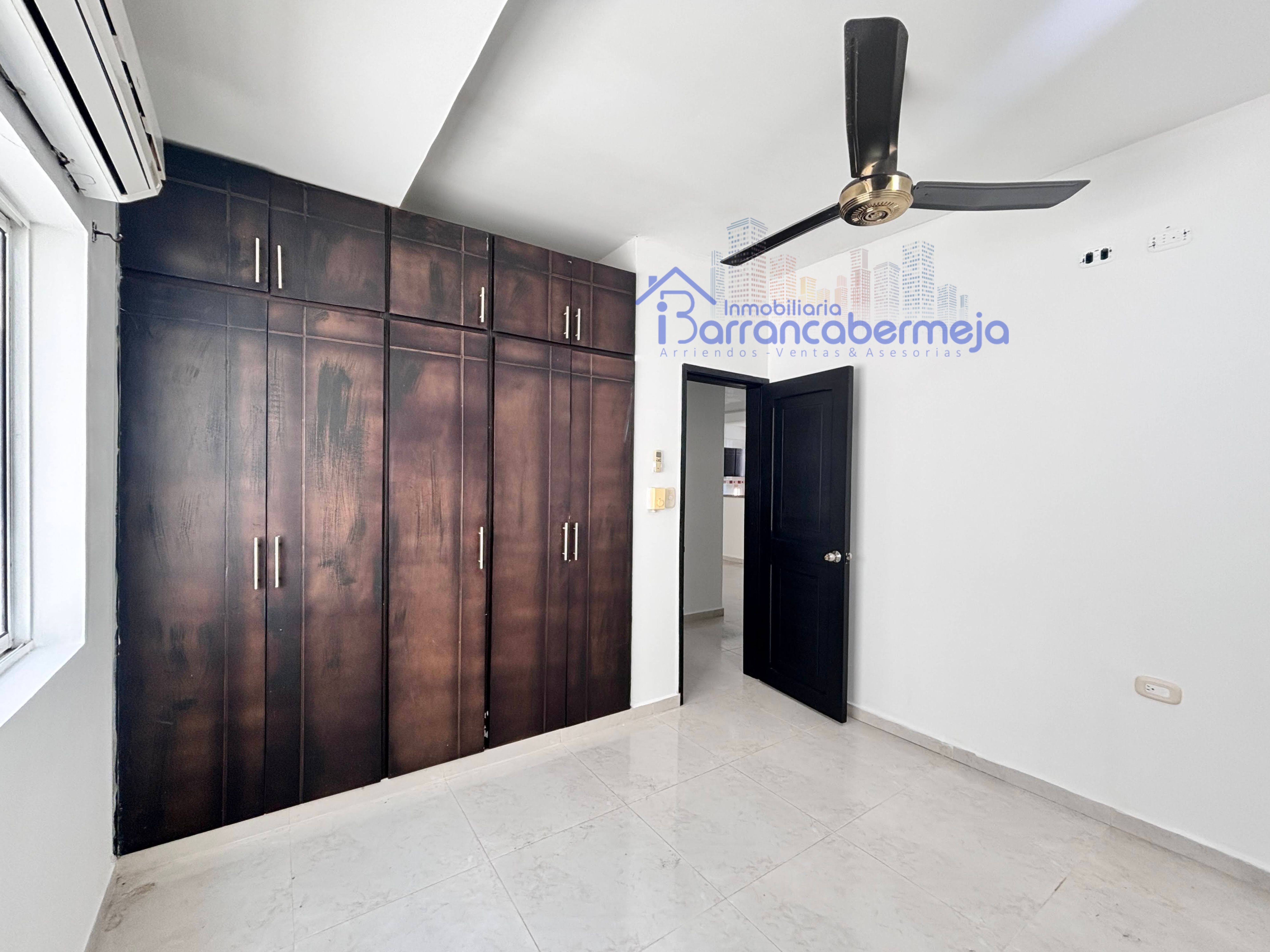 Apartamento en arriendo Santander Barrancabermeja La Floresta 85 m2 Habitaciones 3 Baños 2 Garajes 1 Precio $1600000
