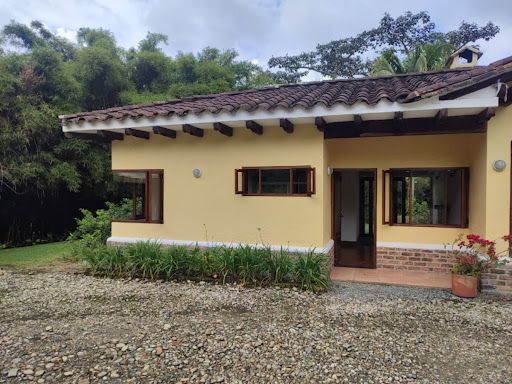 Casa Campestre en arriendo Antioquia El Retiro El Retiro 45 m2 Habitaciones 2 Baños 1 Garajes 1 Precio $2800000