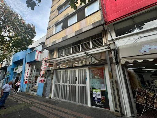 Local en venta Risaralda Pereira Sector Lago Uribe 118 m2 Habitaciones 0 Baños 3 Garajes 0 Precio $1300000000