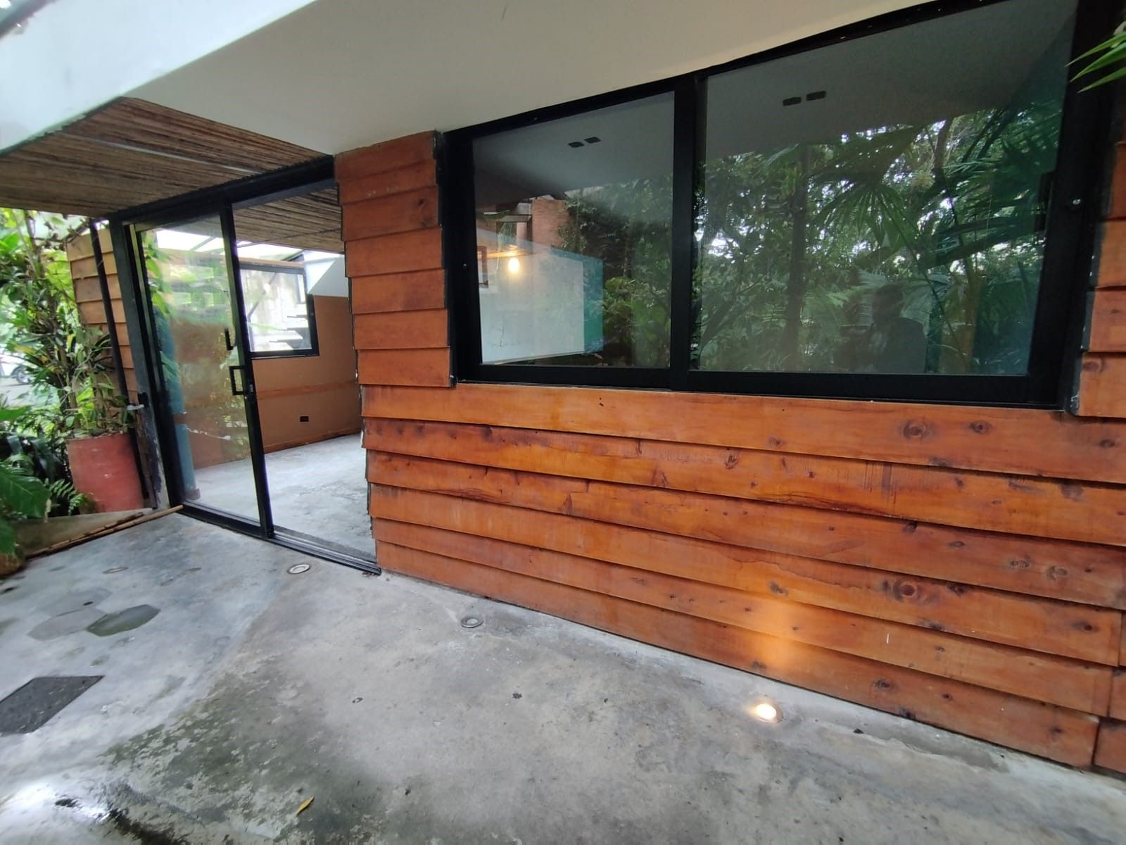 Local en arriendo Antioquia Medellín Manila 74 m2 Habitaciones 0 Baños 0 Garajes 0 Precio $12500000