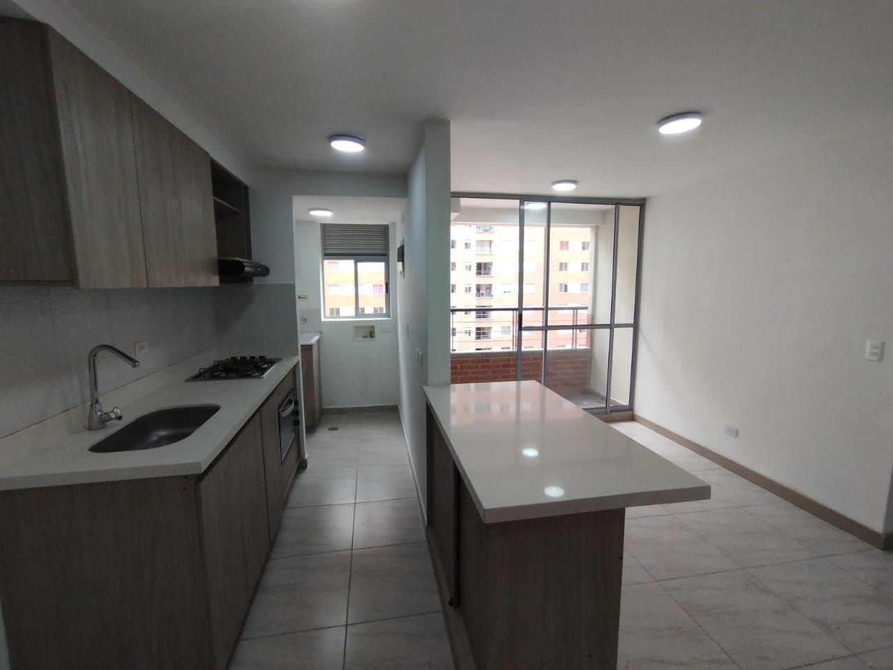 Apartamento en arriendo Antioquia Bello Zona Industrial No 1 64 m2 Habitaciones 3 Baños 2 Garajes 1 Precio $2400000