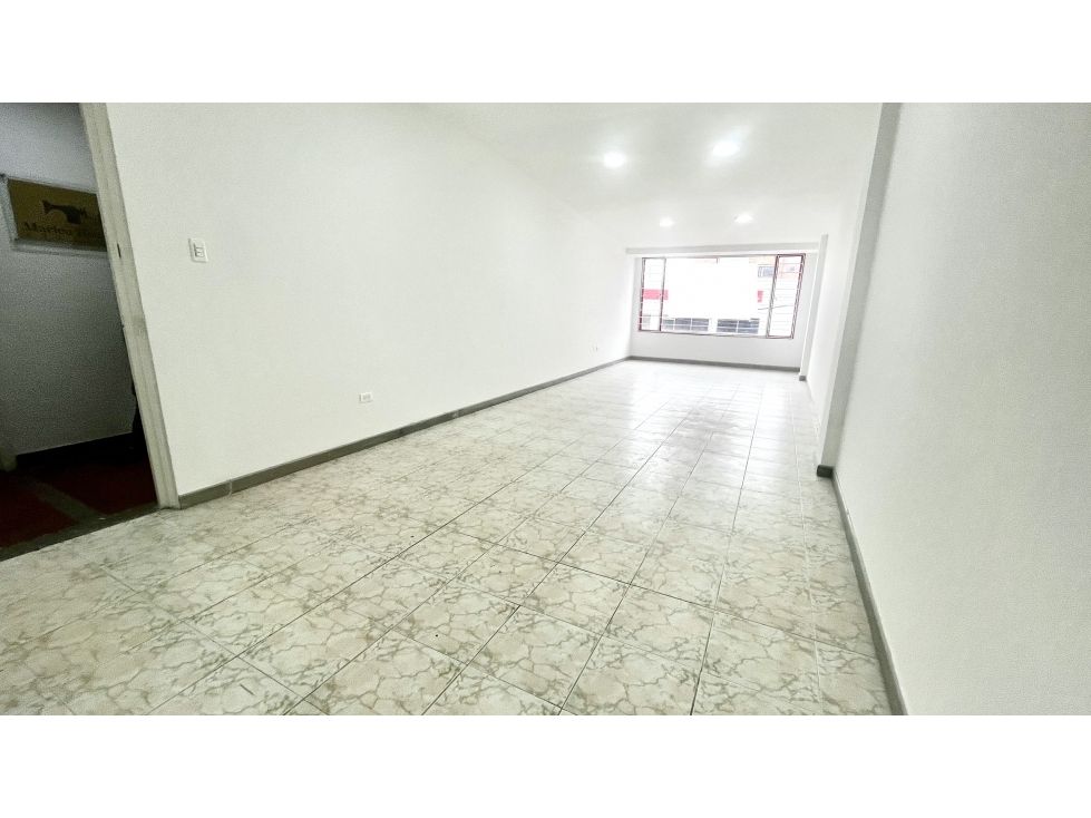 Local en arriendo Cundinamarca Bogotá Margaritas I Sector 33 m2 Habitaciones 0 Baños 1 Garajes 0 Precio $2000000