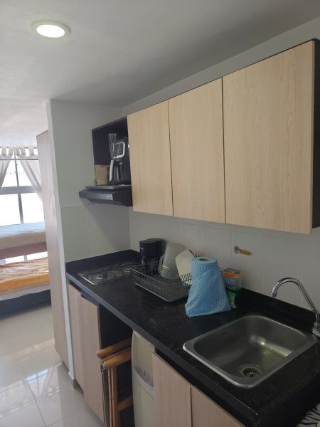 Apartaestudio en arriendo Antioquia Medellín Villanueva 15 m2 Habitaciones 1 Baños 1 Garajes 0 Precio $1750000