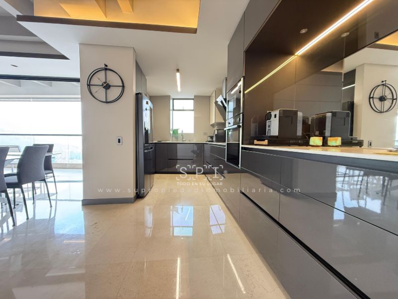 Apartamento en venta Antioquia Envigado La Pradera 277 m2 Habitaciones 3 Baños 6 Garajes 3 Precio $2380000000