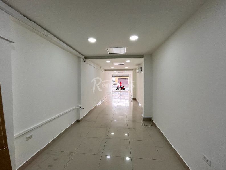Local en arriendo Antioquia Envigado Los Naranjos 65 m2 Habitaciones 0 Baños 1 Garajes 0 Precio $6000000