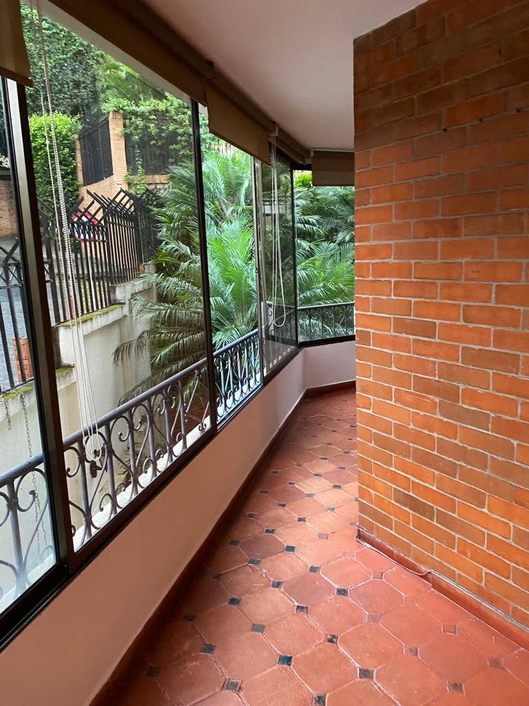 Apartamento en venta Valle Del Cauca Cali El Calvario 184 m2 Habitaciones 4 Baños 4 Garajes 2 Precio $650000000