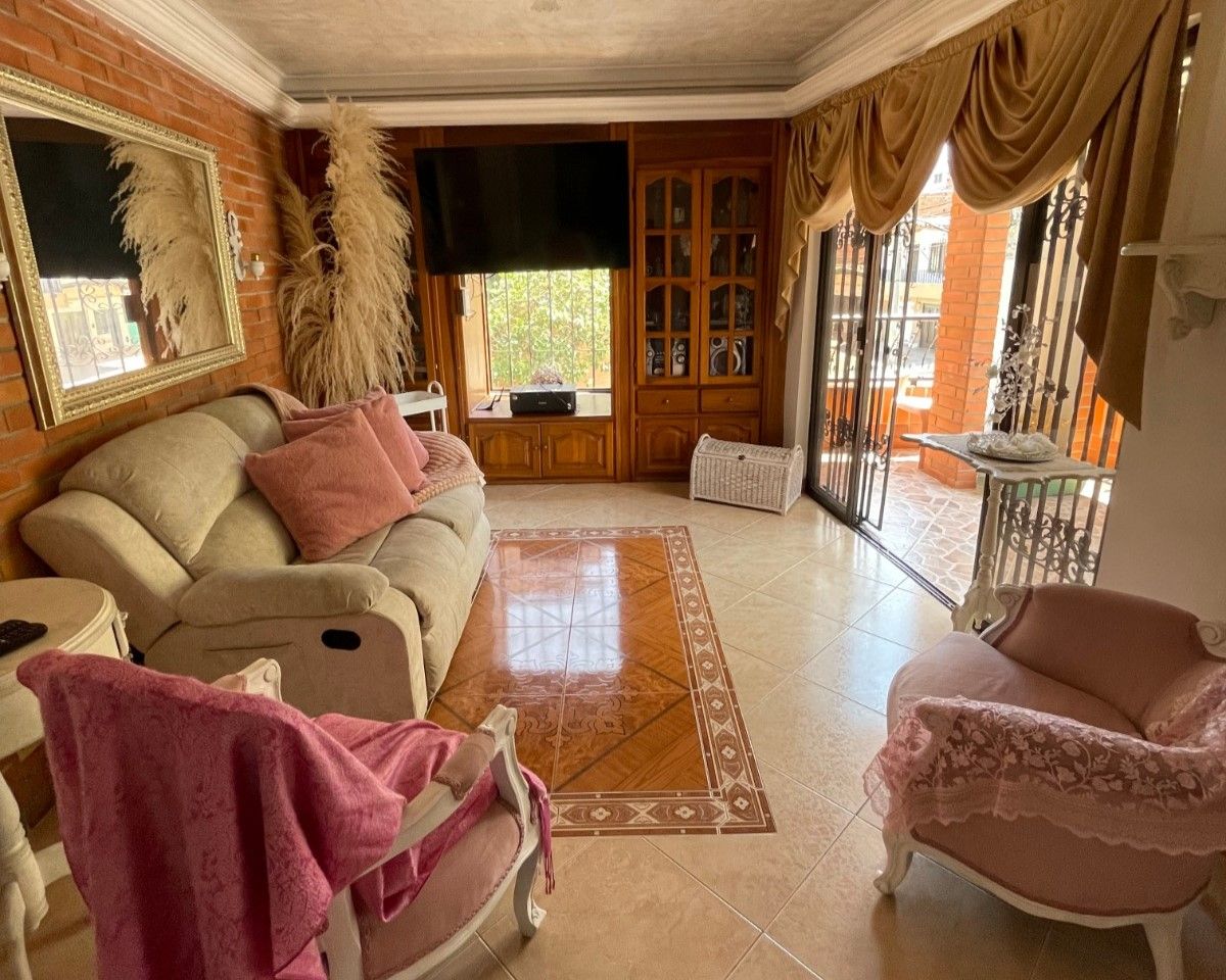 Apartamento en arriendo Antioquia Medellín San Bernardo 75 m2 Habitaciones 2 Baños 1 Garajes 0 Precio $2750000