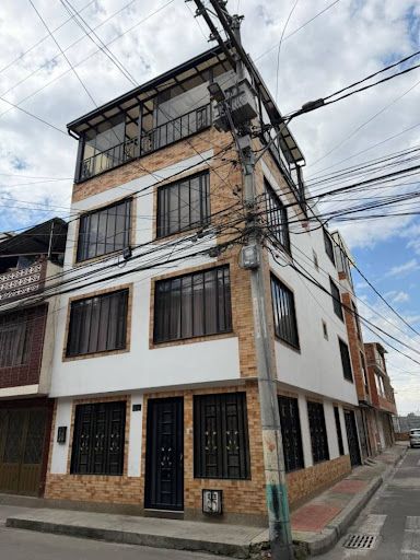 Casa en venta Cundinamarca Mosquera Villa Del Rocio 288 m2 Habitaciones 4 Baños 4 Garajes 1 Precio $690000000