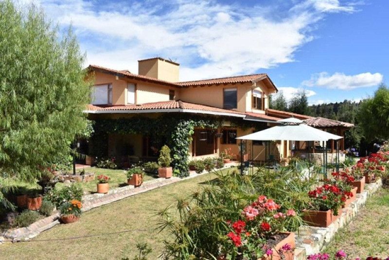 Casa Campestre en venta Boyacá Paipa Los Rosales 520 m2 Habitaciones 4 Baños 4 Garajes 4 Precio $2200000000