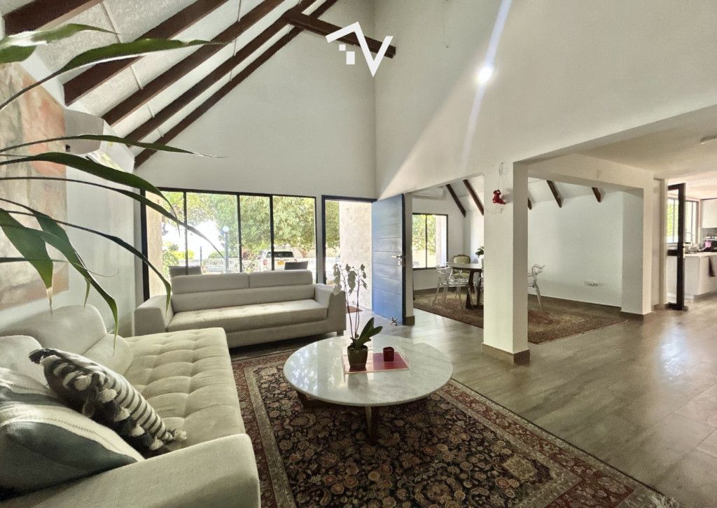 Casa en venta Atlántico Barranquilla El Ferry 268 m2 Habitaciones 3 Baños 5 Garajes 2 Precio $890000000