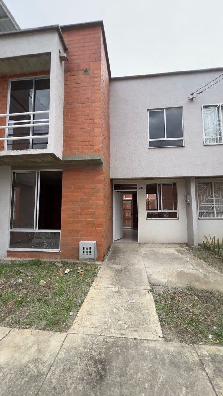 Casa en arriendo Valle Del Cauca Jamundí Cd Las Flores 60 m2 Habitaciones 3 Baños 2 Garajes 1 Precio $500000