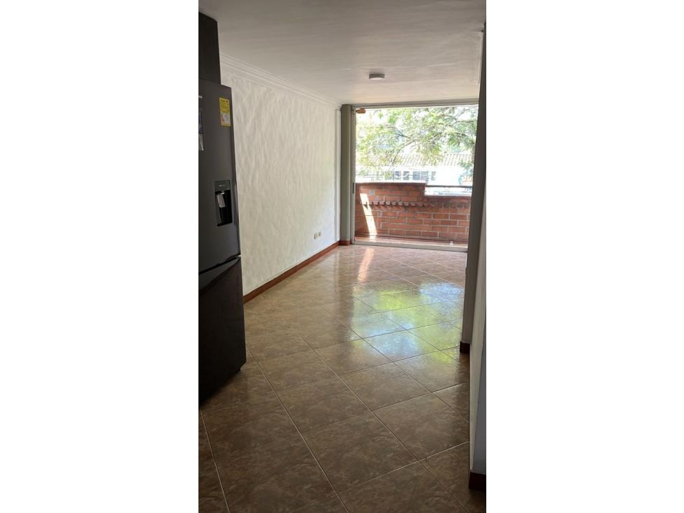 Apartamento en arriendo Antioquia Medellín Belen 175 m2 Habitaciones 3 Baños 3 Garajes 1 Precio $4000000