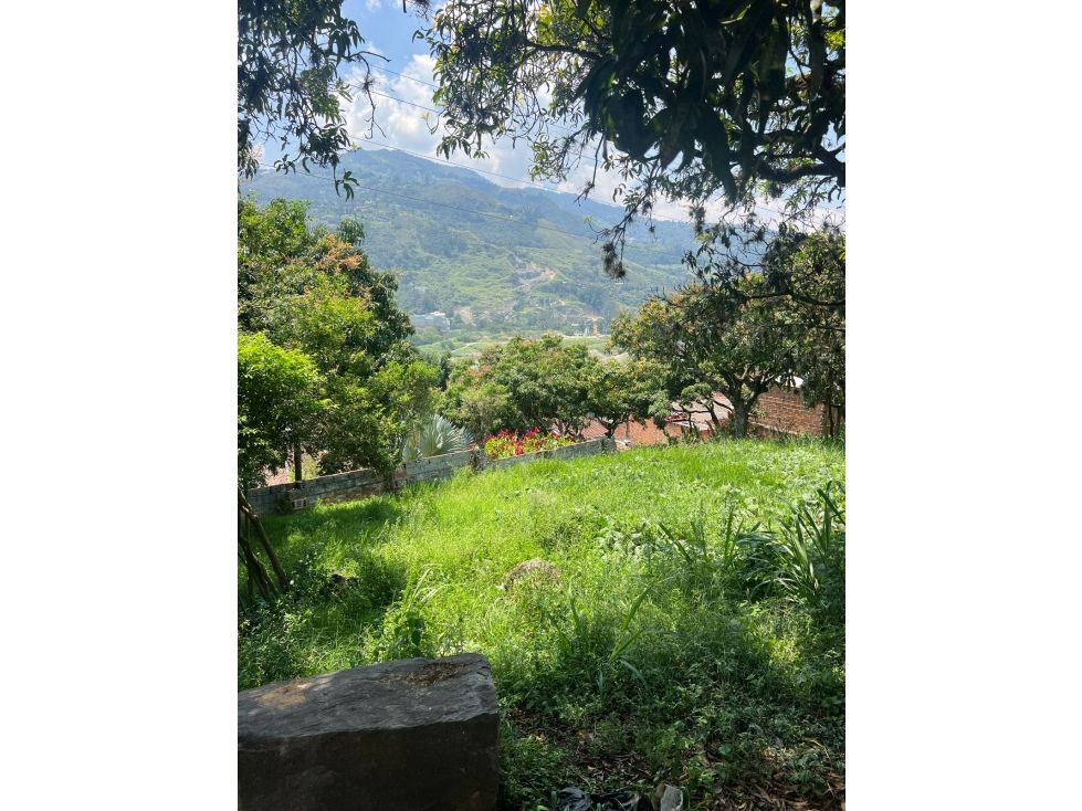 Lote en venta Antioquia Bello Urbanización El Trebol 2200 m2 Habitaciones 0 Baños 0 Garajes 0 Precio $1980000000