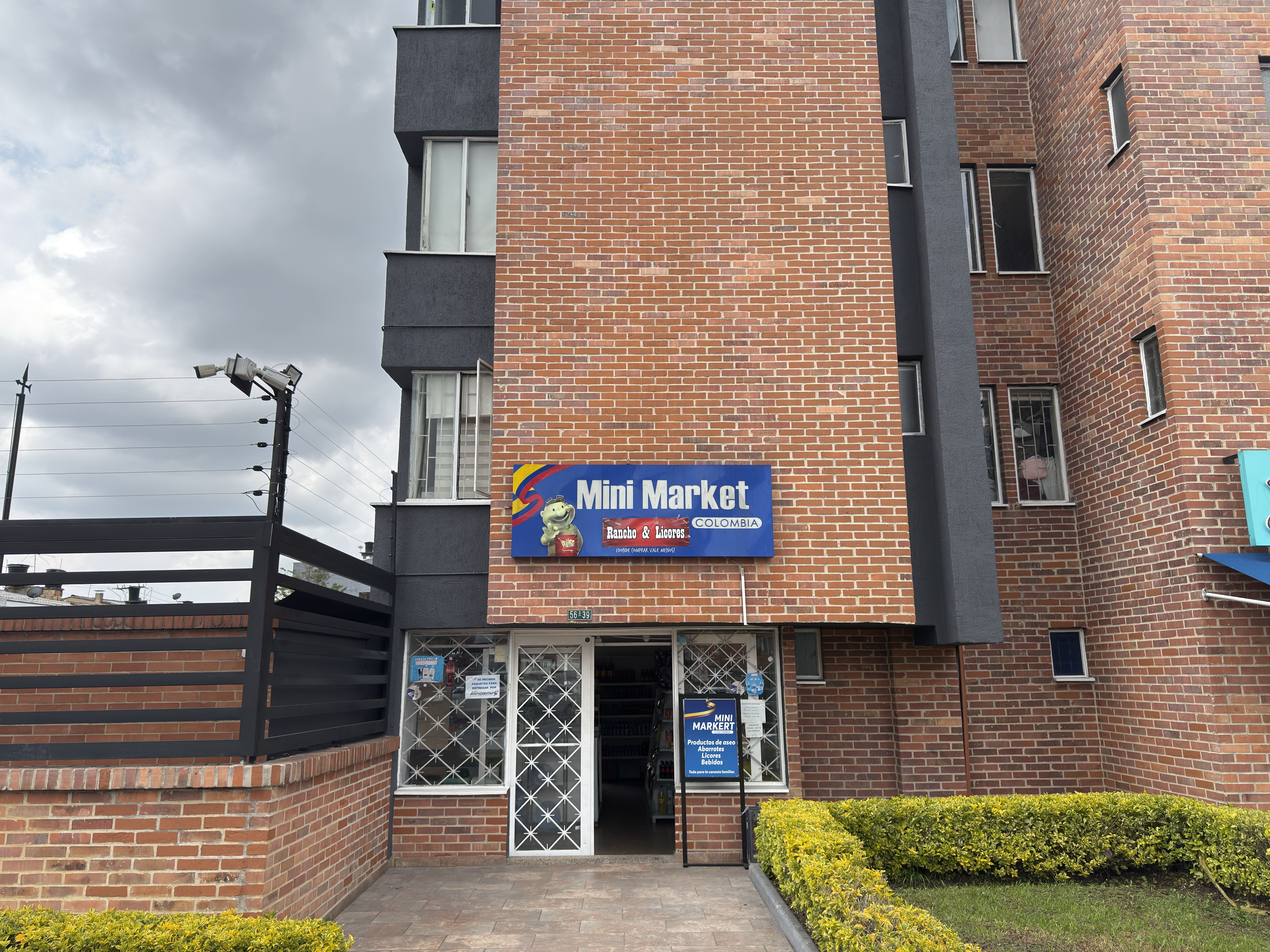 Local en venta Cundinamarca Bogotá Normandia Occidental 39 m2 Habitaciones 0 Baños 1 Garajes 0 Precio $270000000