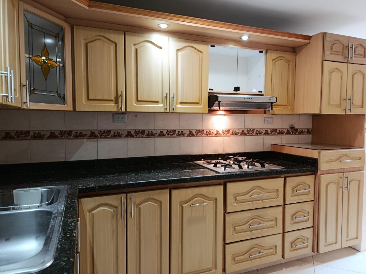 Casa en arriendo Antioquia Envigado Zúñiga 200 m2 Habitaciones 3 Baños 5 Garajes 0 Precio $8000000