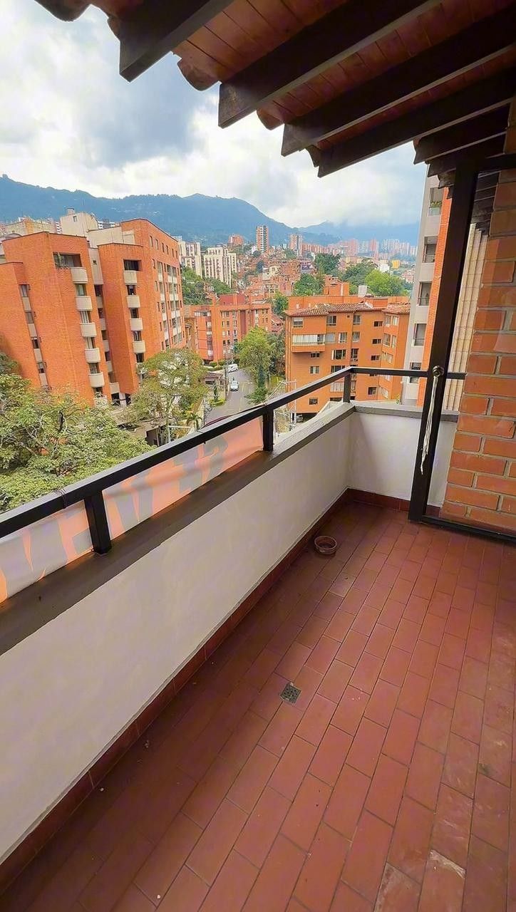 Apartamento en venta Antioquia Envigado Villa Grande 99 m2 Habitaciones 3 Baños 2 Garajes 2 Precio $595000000