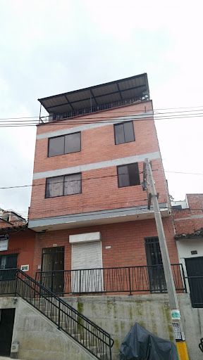 Apartamento en arriendo Antioquia Medellín Villa Hermosa 95 m2 Habitaciones 4 Baños 2 Garajes 0 Precio $2200000