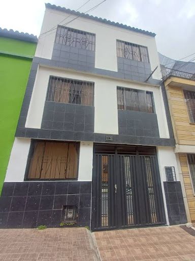 Casa en arriendo Santander Bucaramanga La Concordia 118 m2 Habitaciones 2 Baños 3 Garajes 1 Precio $2500000