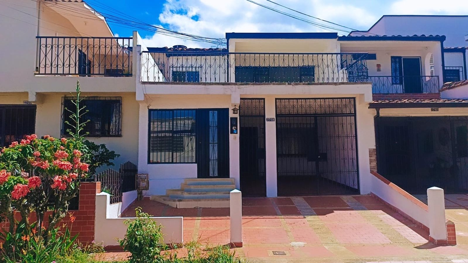 Casa en venta Santander Floridablanca Andalucia 195 m2 Habitaciones 5 Baños 4 Garajes 1 Precio $600000000