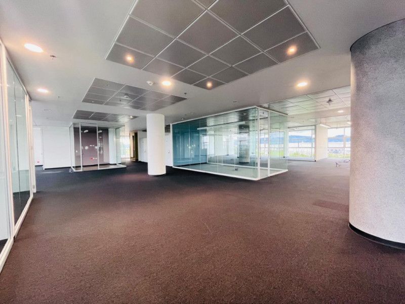 Oficina en arriendo Cundinamarca Tenjo Tenjo 1089 m2 Habitaciones 0 Baños 0 Garajes 10 Precio $54341100