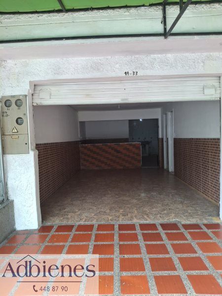 Local en arriendo Antioquia Medellín San Bernardo 60 m2 Habitaciones 0 Baños 2 Garajes 0 Precio $4000000
