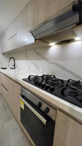 Casa en arriendo Antioquia Medellín La Mota 200 m2 Habitaciones 5 Baños 4 Garajes 2 Precio $6000000