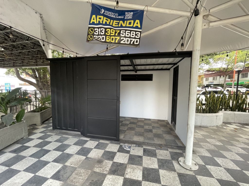 Local en arriendo Valle Del Cauca Cali Granada 32 m2 Habitaciones 0 Baños 1 Garajes 0 Precio $2000000