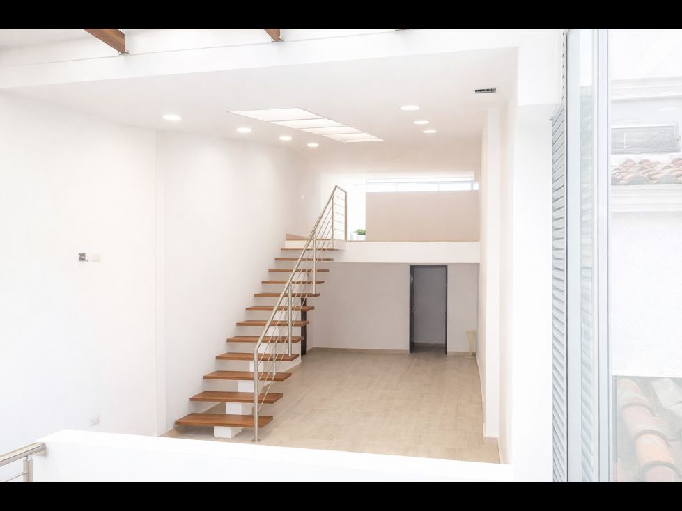 Local en arriendo Cundinamarca Bogotá Villa Del Prado 112 m2 Habitaciones 0 Baños 2 Garajes 0 Precio $4600000
