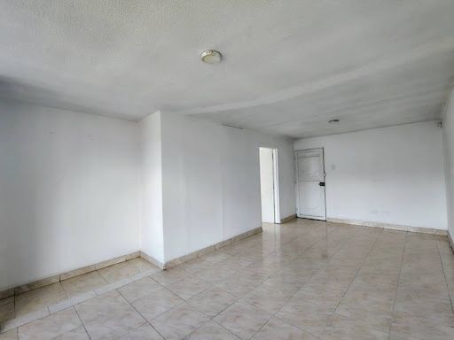 Oficina en arriendo Cundinamarca Bogotá Paloquemao 25 m2 Habitaciones 0 Baños 2 Garajes 0 Precio $700000