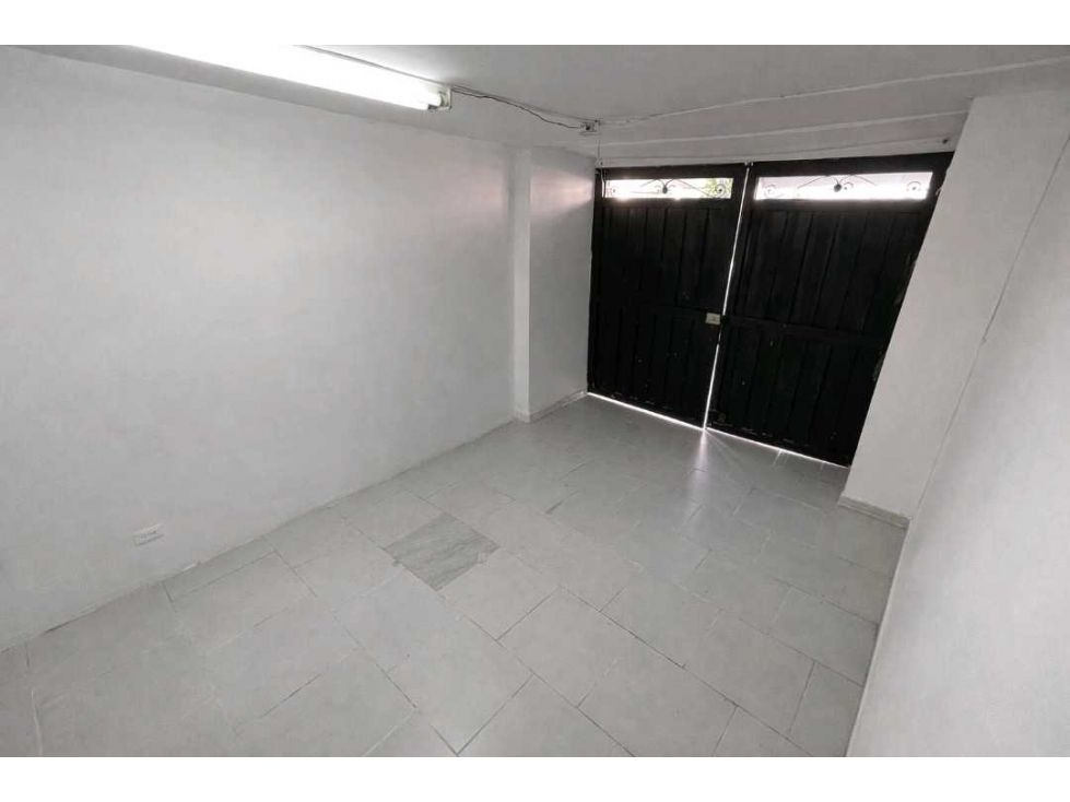 Local en arriendo Antioquia Medellín Florida Nueva 25 m2 Habitaciones 0 Baños 1 Garajes 0 Precio $1250000