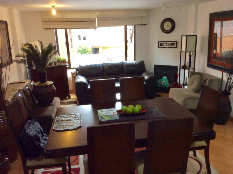 Apartamento en venta Cundinamarca Bogotá Ub Santa Coloma 102 m2 Habitaciones 3 Baños 3 Garajes 1 Precio $550000000