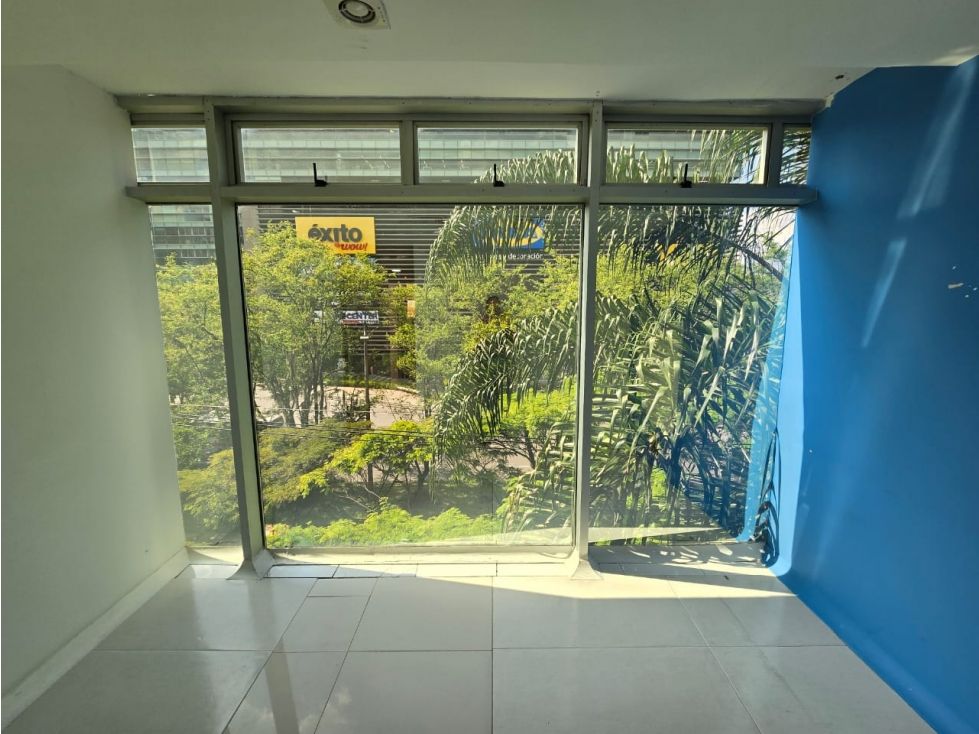 Local en arriendo Antioquia Envigado El Portal 77 m2 Habitaciones 0 Baños 1 Garajes 1 Precio $8989000