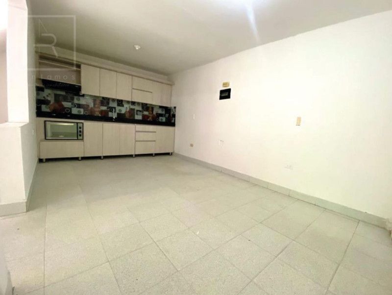 Casa en arriendo Antioquia Envigado Loma Linda 110 m2 Habitaciones 5 Baños 2 Garajes 0 Precio $2500000