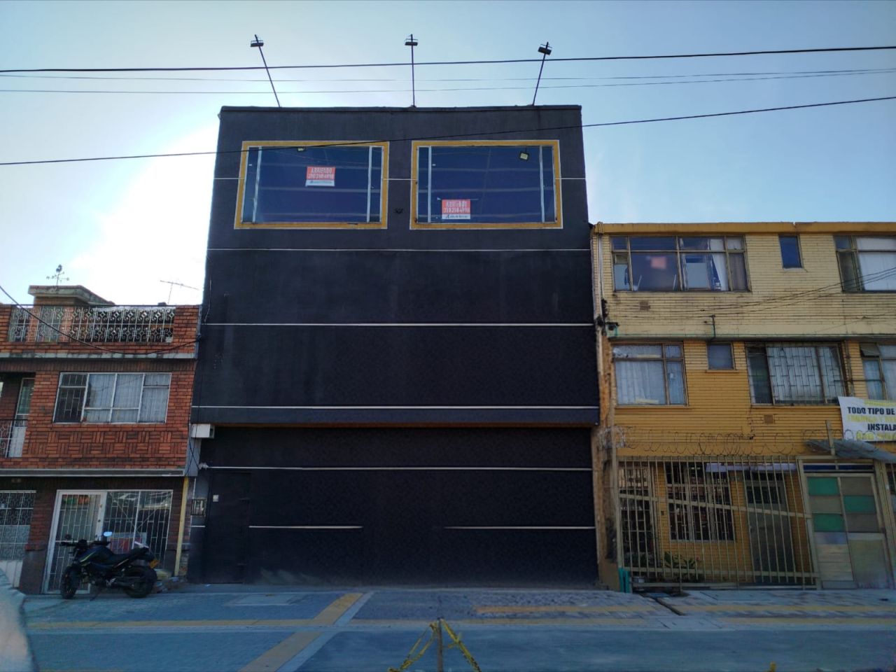 Bodega en arriendo Cundinamarca Bogotá Bellavista Occidental 500 m2 Habitaciones 0 Baños 3 Garajes 0 Precio $18000000