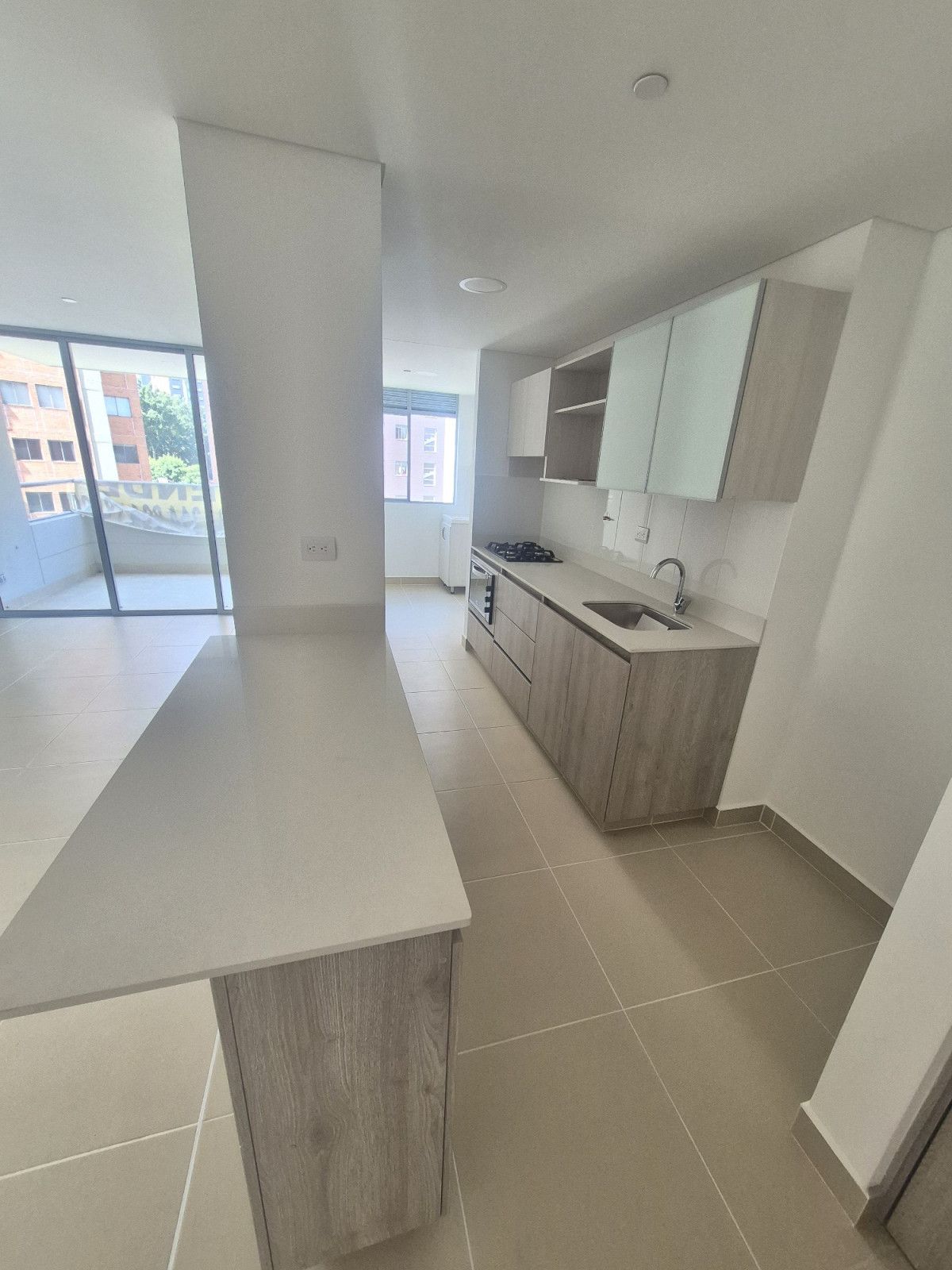 Apartamento en arriendo Antioquia Envigado Alto De Misael 92 m2 Habitaciones 3 Baños 2 Garajes 2 Precio $4700000