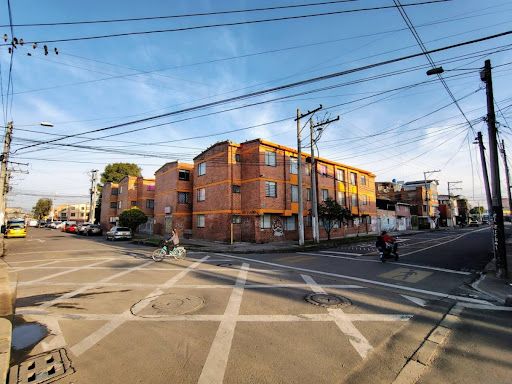 Apartamento en venta Cundinamarca Bogotá Bochalema 53 m2 Habitaciones 3 Baños 2 Garajes 1 Precio $270000000