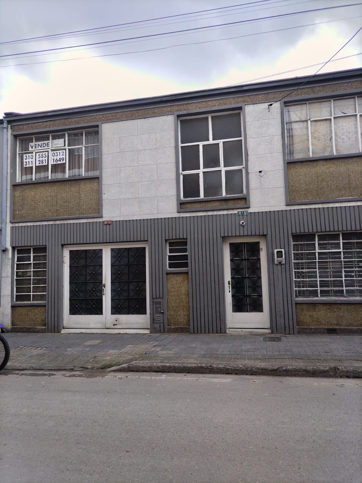 Casa en venta Cundinamarca Bogotá Salazar Gomez 210 m2 Habitaciones 6 Baños 3 Garajes 1 Precio $700000000