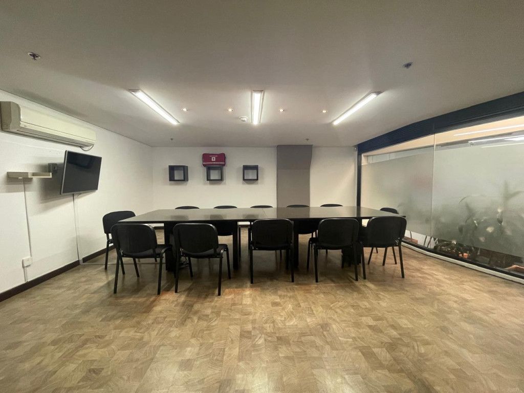 Oficina en venta Cundinamarca Bogotá Chapinero Central 128 m2 Habitaciones 0 Baños 1 Garajes 2 Precio $950000000